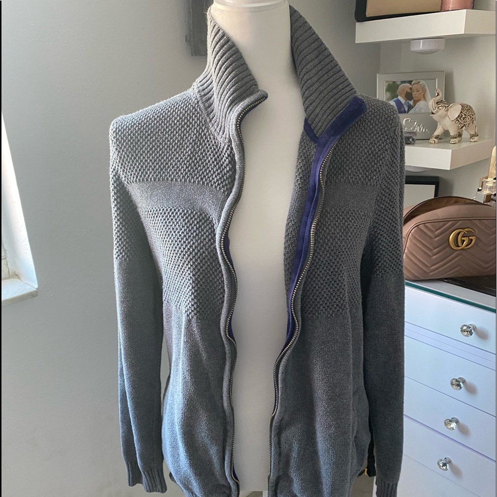 **MAKE AN OFFER**